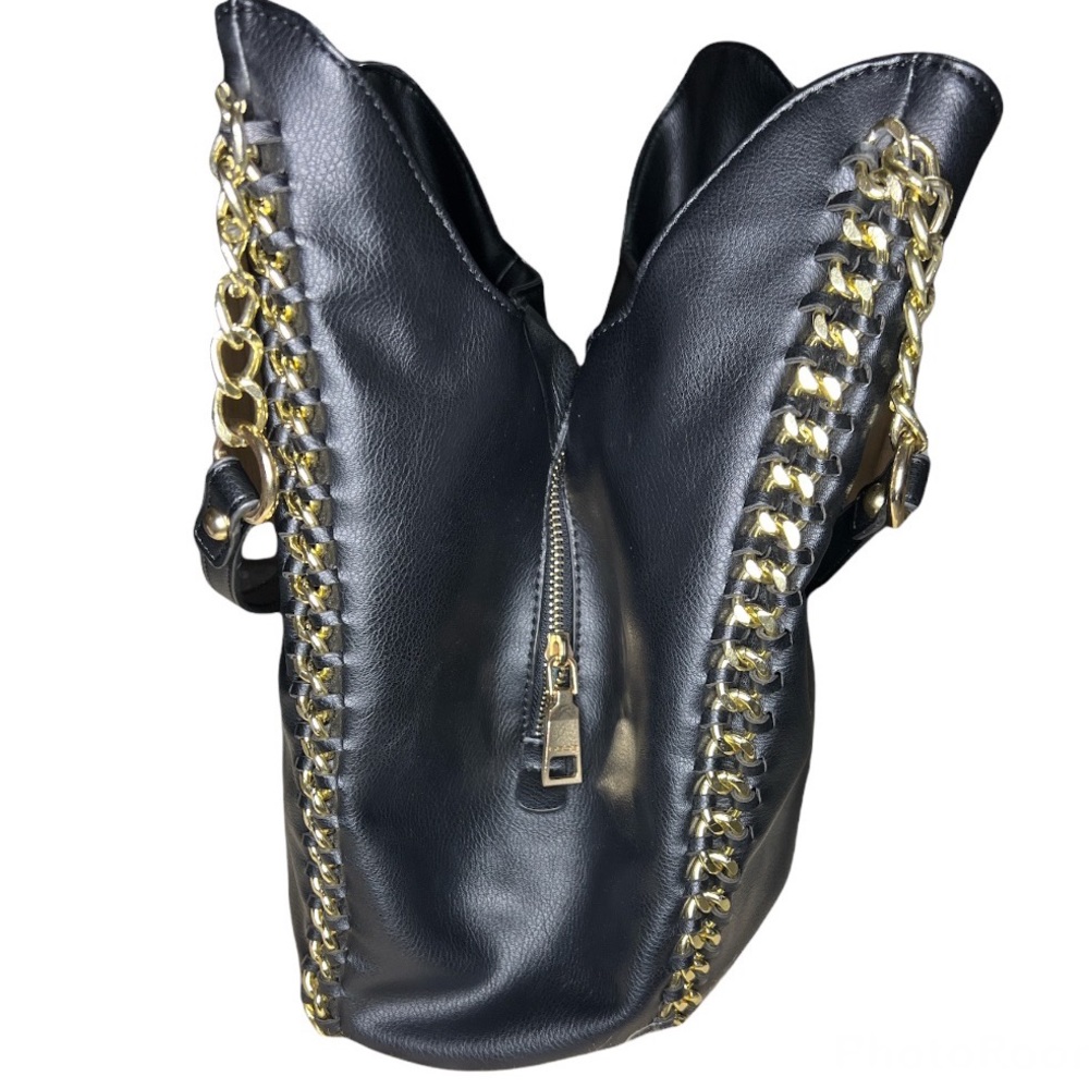 Bebe Colette Tripe entry bag. Gold tone hardware. - Picture 6 of 9